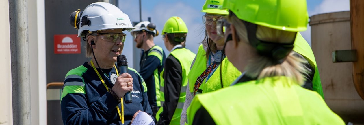 Lenzing besöker Mörrum och stärker samarbetet kring OnceMore. Rundtur med Ann Öhlin 31 maj 2022