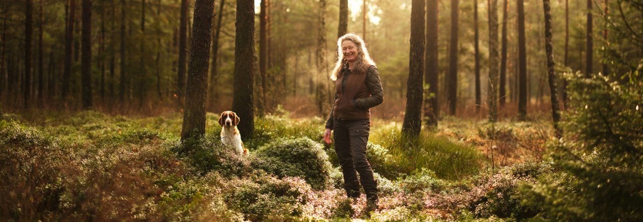 Kampanjbilder från kampanjen Skogslandslaget. Mathilda Clausen Wingårdh medlem i Södra